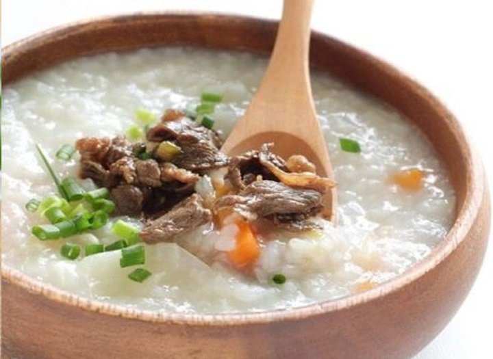 Cháo thịt bò cho bé nên ăn mấy lần 1 tuần? Gợi ý tần suất hợp lý